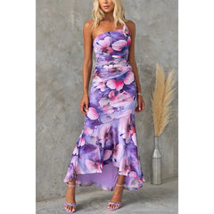 Langes Kleid mit Plissierung am Saum