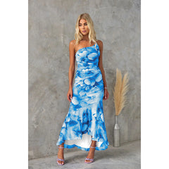 Langes Kleid mit Plissierung am Saum