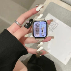 Zigzag women apple watch band by Reliablebands