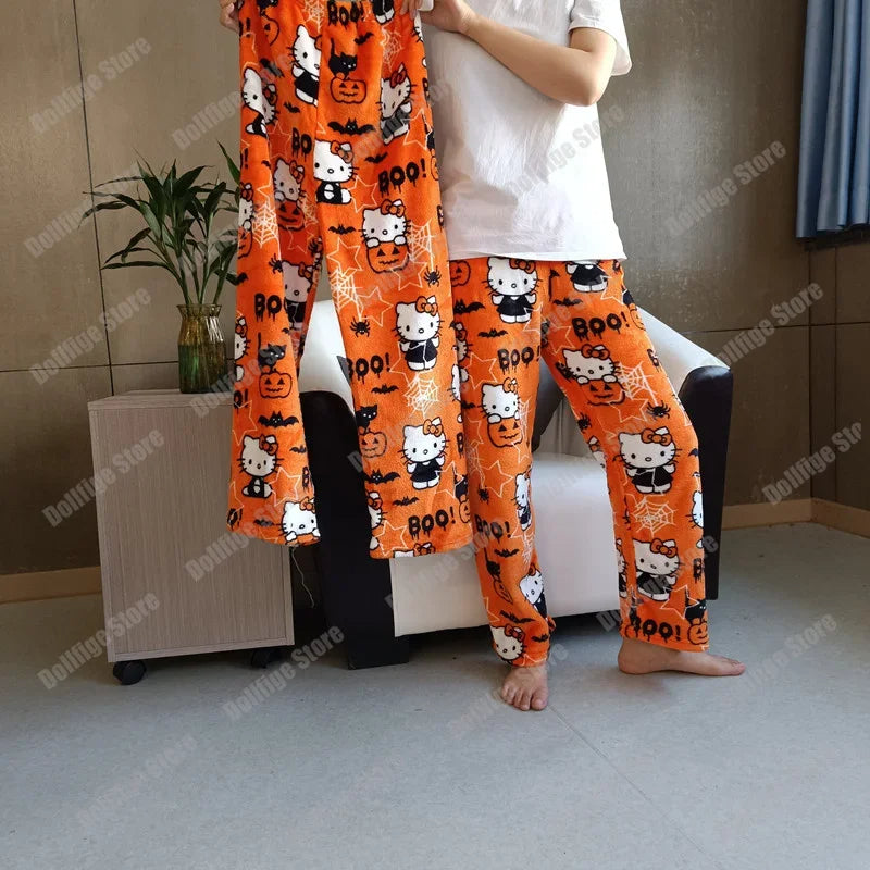 Lockerer Pyjama mit Hello Kitty-Motiv 