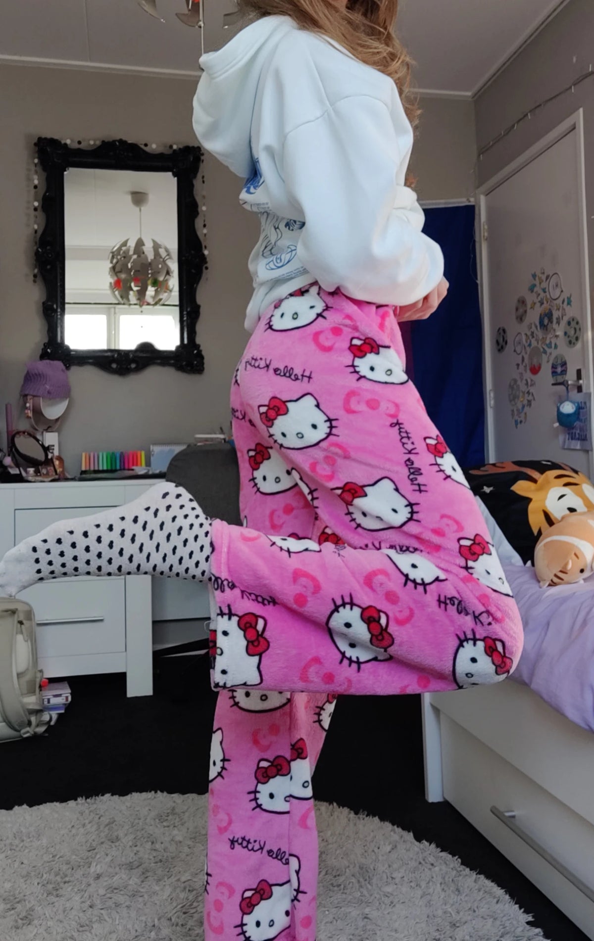 Lockerer Pyjama mit Hello Kitty-Motiv 